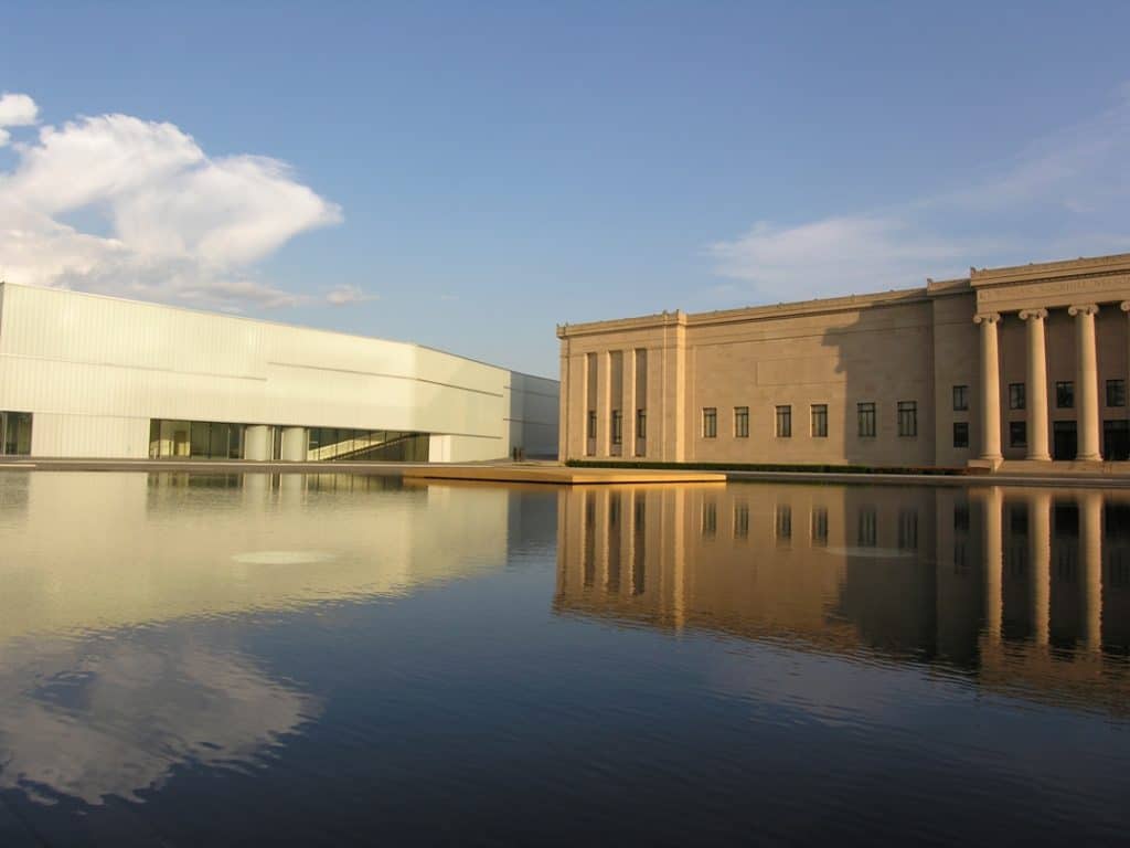 Modern and classically themed architecture make up the parts of the Nelson-Atkins Museum of Art.