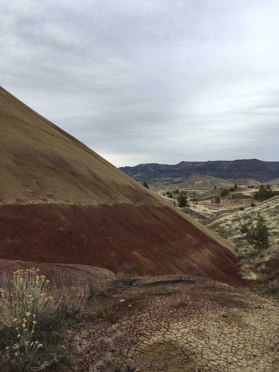 Red Scar Knoll Trail. Painted Hills National Park, Oregon.