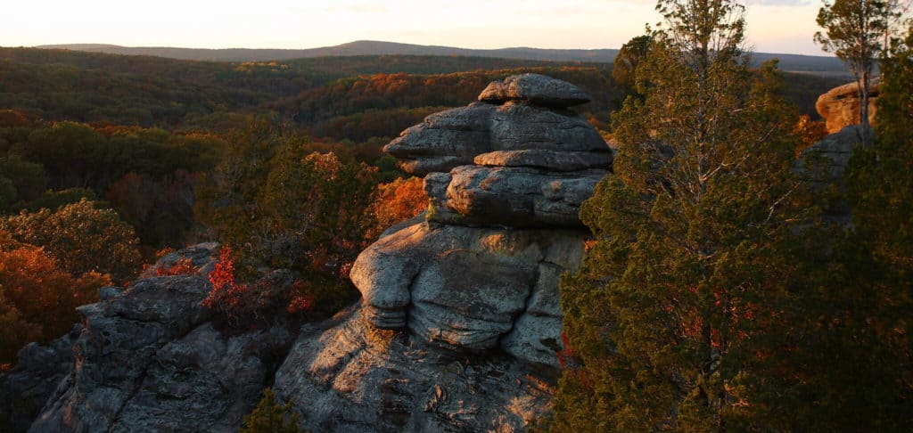 Morning lights up the Garden of the Gods, one of the many landmarks of the River to River Trail. The River to River Trail is one of the 37 best things to do in Southern Illinois.