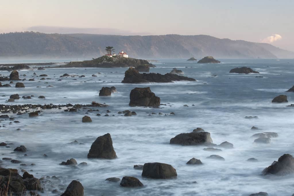 A dramatic ocean coastline welcomes those who would follow the coast north to Redwood National Park. 