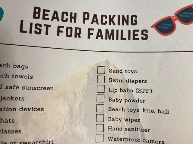 Beach packing list family printable.