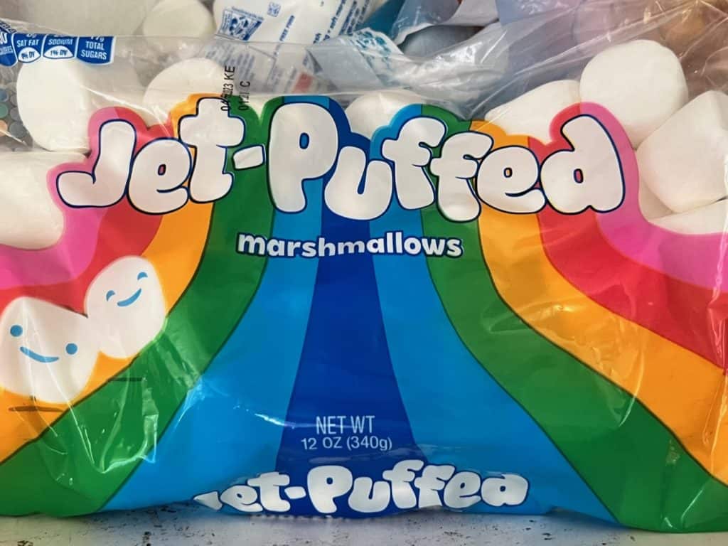 Jet-puffed marshmallows