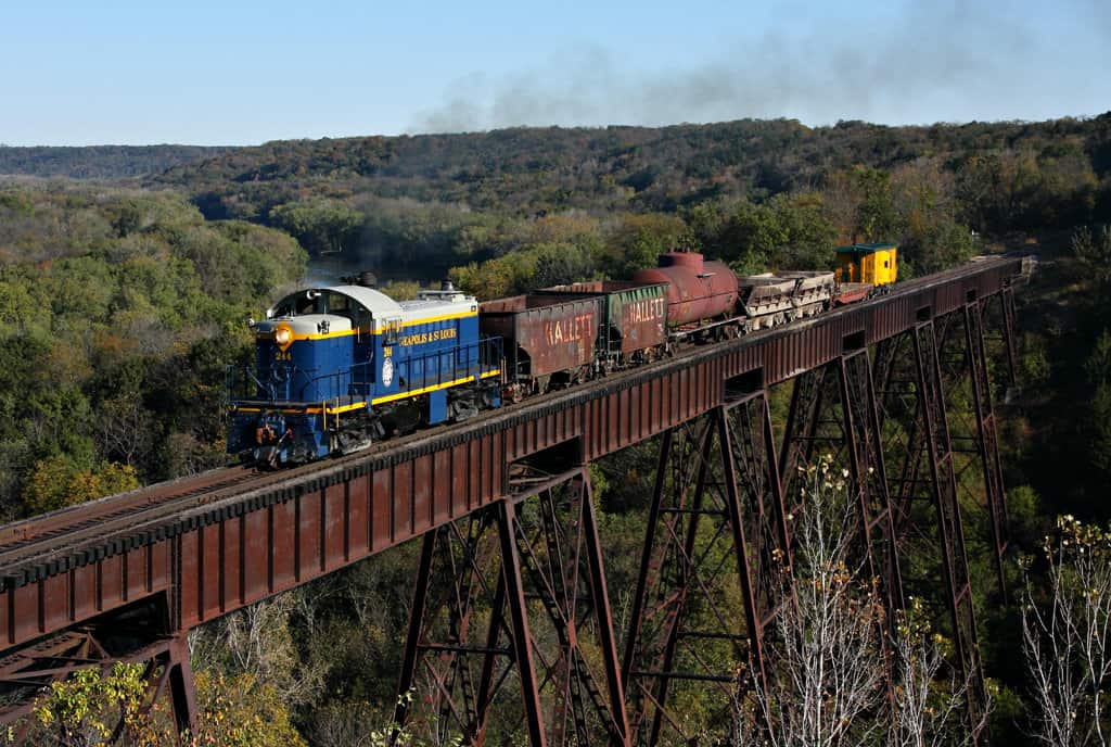 An engine pulls a train atop the Union Pacific Kate Shelley High Bridge. The Kate Shelley High Bridge is one of the 89 highest bridges in the US.