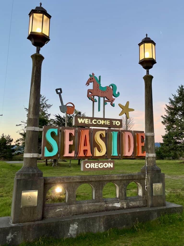 Sign says "Welcome to Seaside oregon" 