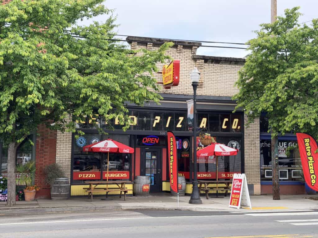 Exterior of Retro Pizza Co. in Amity, Oregon.